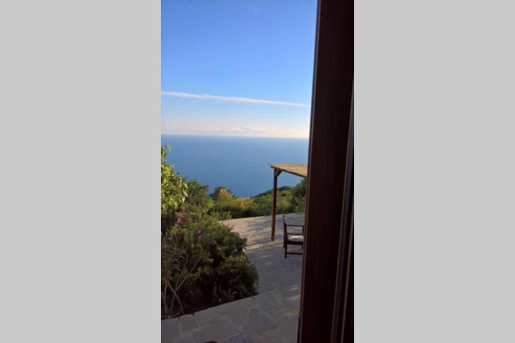Pietra Fiorita Cottage Pisciotta Exterior foto