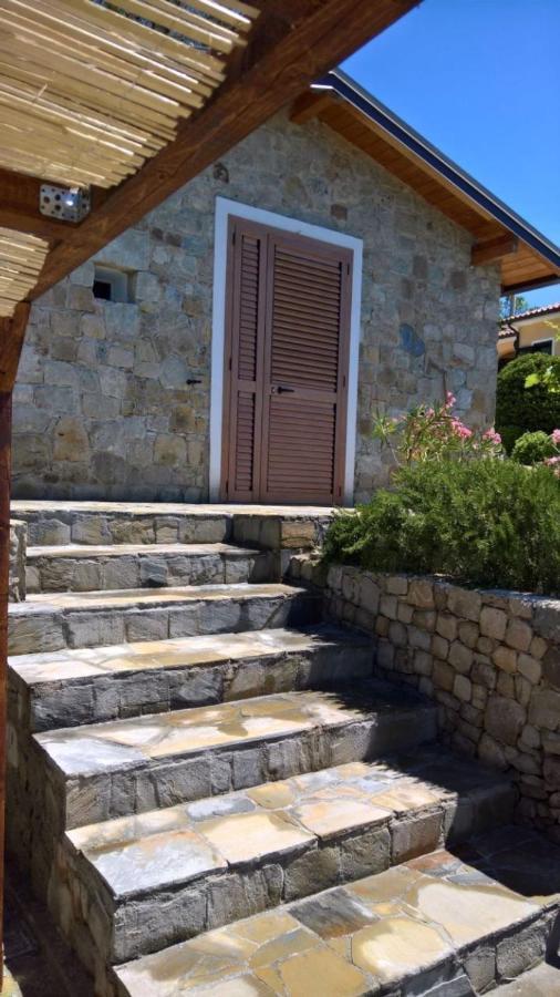 Pietra Fiorita Cottage Pisciotta Exterior foto